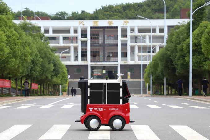 JD.com Luncurkan Robot Kurir di China